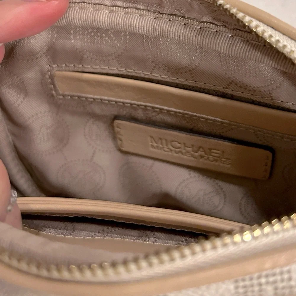 Michael Kors Beige MK Logo Jet Set Crossbody small compact bag - Picture 10 of 10